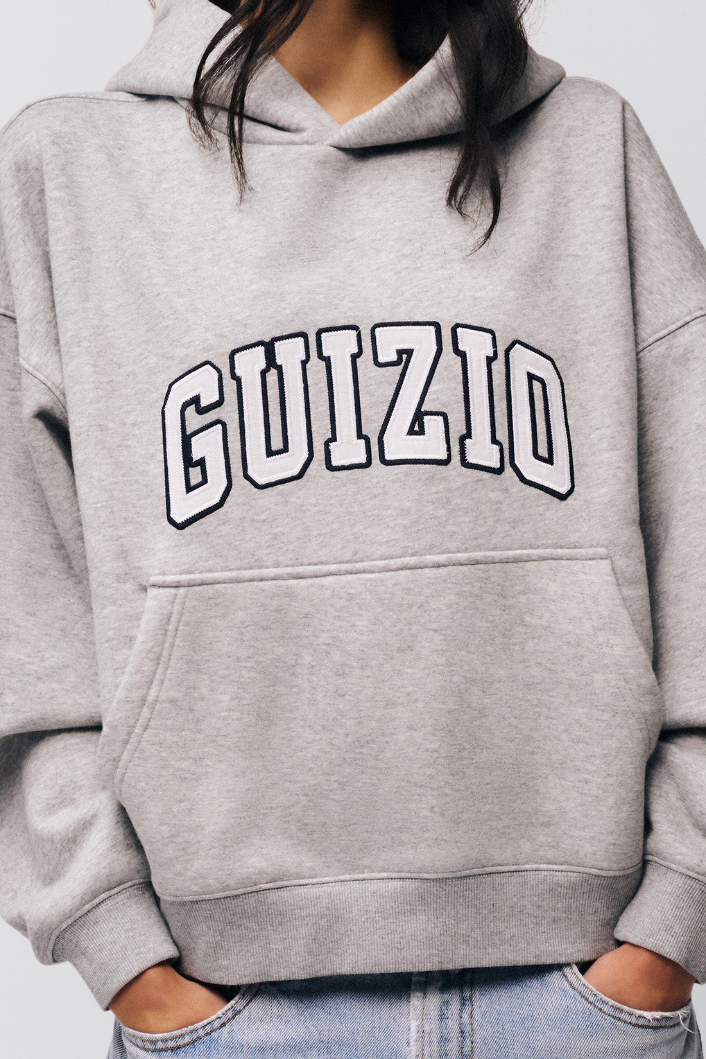 Guizio Pullover Hoodie in Heather Grey