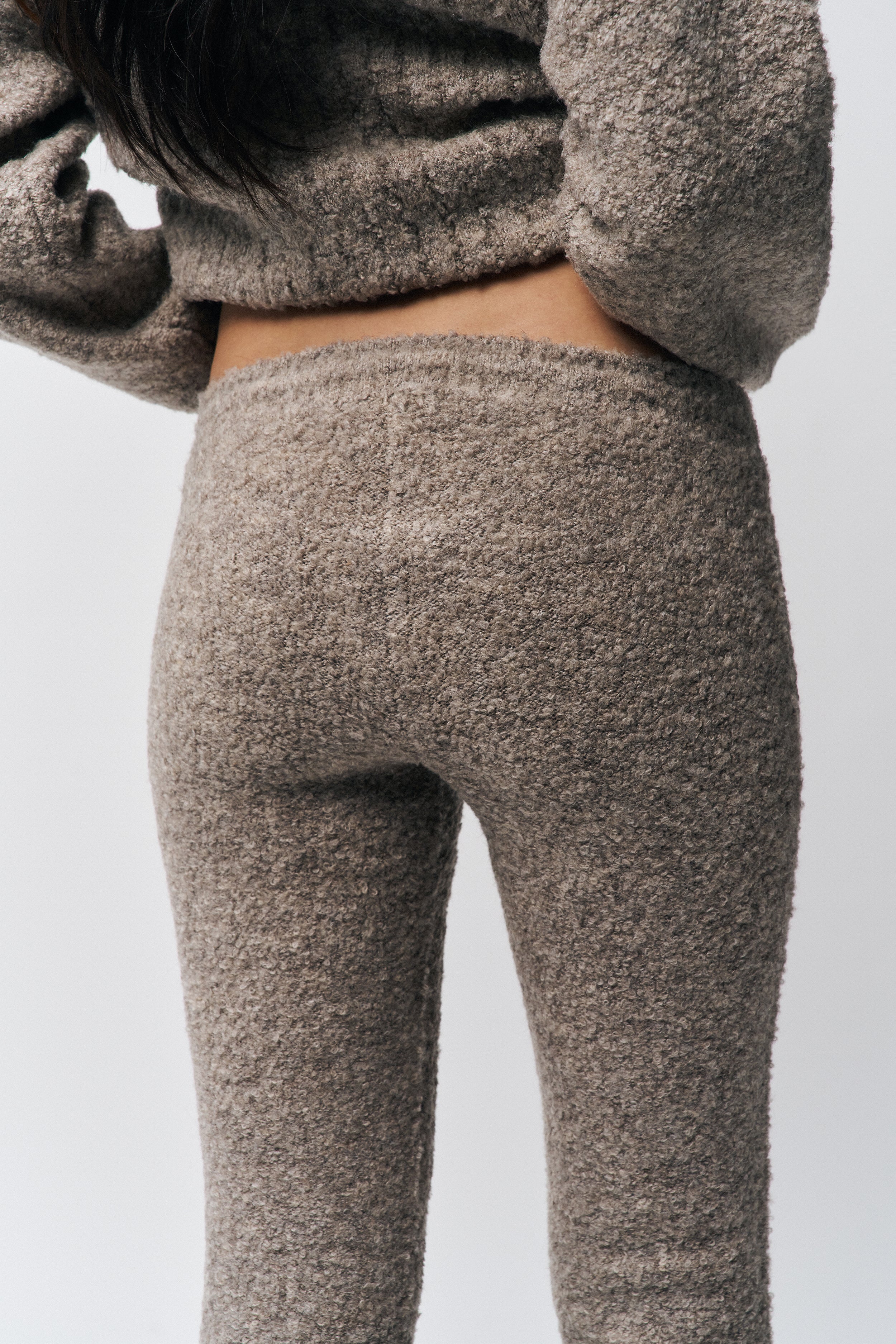 Peyton Pant in Heather Grey